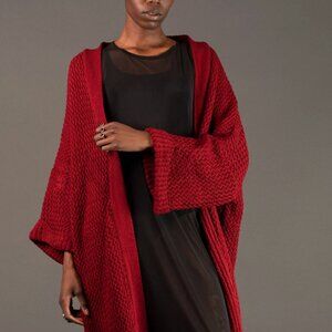 NWT Kate Hewko RED Merlot Chunky Cable Knit Cardigan $148 MSRP One Size
